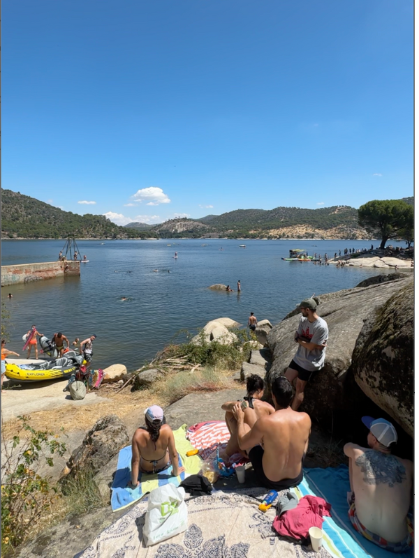 Barcas en el Pantano de San Juan